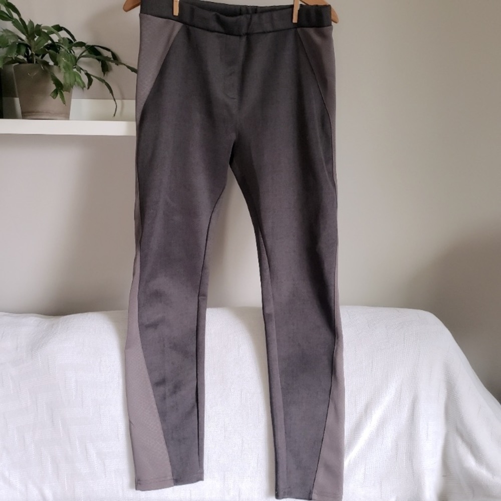 Carmen Marc Valvo Skinny Pants